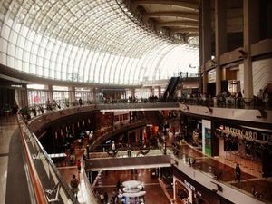 Seperti Ini Isi Marina Bay Sands Singapura