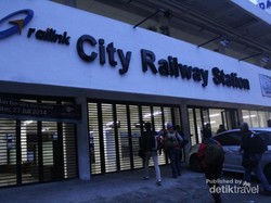 Seperti Ini Rasanya Naik Kereta Bandara Kualanamu