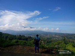 Seru-Seruan di Curug Naga Bogor
