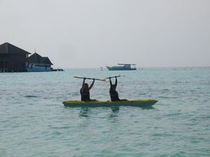 Seru-seruan Nyobain Olahraga Air di Maldives
