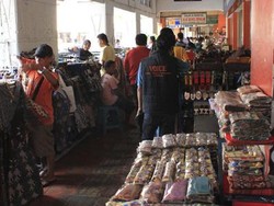 Serunya Berburu Barang Unik Di Malioboro