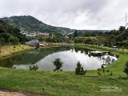 Serunya Berburu Foto Instagramable di Taman Lembah Dewata Lembang