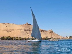 Serunya Berpesiar di Sungai Nil, Ada Tari Perut!