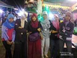 Serunya Pasar Malam Sekaten di Solo