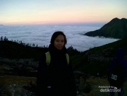 Si Api Biru yang Misterius di Gunung Ijen, Banyuwangi