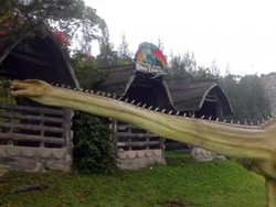 Siap-siap Diserbu Dinosaurus di Berastagi