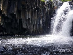 Sigeong, Curug di Bawah Jembatan yang Sering Terabaikan
