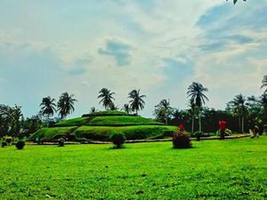 Situs Purbakala yang Tersembunyi di Lampung Timur