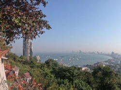 Spot Asyik Menikmati Pattaya dari Ketinggian