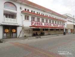 Spot Instagenik Semarang, Pabrik Rokok