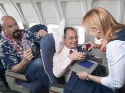 Ssst! Inilah 12 Hal yang Disimpan Pramugari Dalam Hati