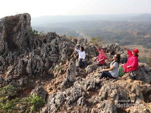Stone Garden, Taman Batu Purba yang Mempesona