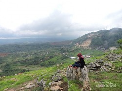 Suasana Zaman Purba di Stone Garden