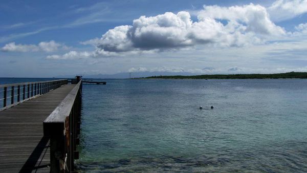 Suatu Siang di Dermaga Tanjung Lesung