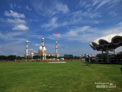 Sumatera Utara Punya Masjid Secantik Ini