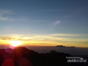 Sunrise Bromo & Liburan yang Takkan Terlupa