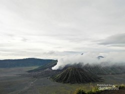 Sunrise Cantik di Gunung Bromo