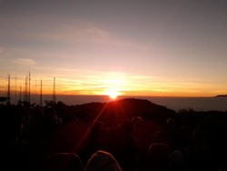 Sunrise di Bromo, Menghipnosis!