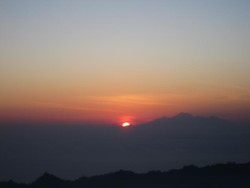 Sunrise di Gunung Batur, Nggak Kalah Cantik