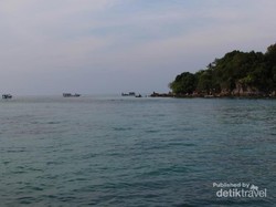 Sunset Terbaik dari Pantai Tanjung Gelam Karimunjawa