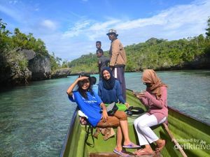 Surga Kecil itu Bernama Pulau Bair
