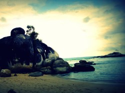 Surga Tersembunyi di Pulau Bangka