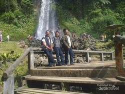 Susur Curug di Bogor Saat Akhir Pekan, Seru!