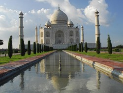Taj Mahal, Makam Tanda Cinta Maharaja India