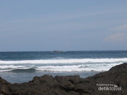 Tak Cuma Bali, Pantai Kuta Juga Ada di Lombok