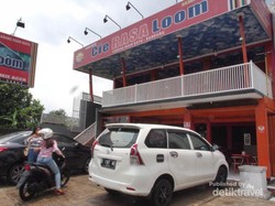 Tak Hanya Chocodot, Garut Juga Punya Mie Aceh Lezat di Kafe Cie Rasa Loom