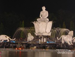 Taman Sri Baduga Purwakarta, Air Mancur Terbesar di Asia Tenggara