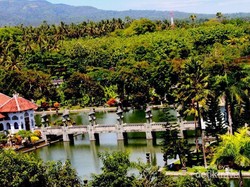 Taman Ujung Soekasada, Istana Air Super Cantik di Bali