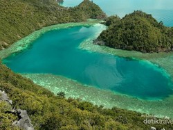 Telaga Hati yang Sempurna di Raja Ampat