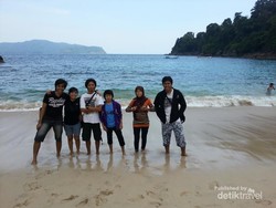 Teluk Hijau, Surga Tersembunyi di Banyuwangi