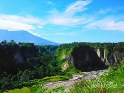 Tembok China, Tapi di Bukittinggi