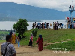 Tempat Asyik Menikmati Indahnya Danau Singkarak