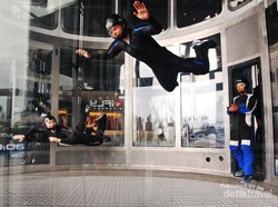 Terbang Seperti Iron Man di Singapura