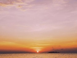 Tergoda Sunset di Karimunjawa