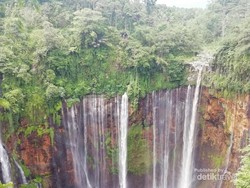 Terhipnotis Keindahan Air Terjun Tampak Sewu