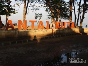 Terpesona Sunrise di Pantai Paling Populer Bali