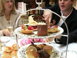 Tradisi Aristokrat Inggris dalam Ritual Afternoon Tea