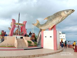 Tugu Ikan Jelawat, Ikon Baru Kota Sampit