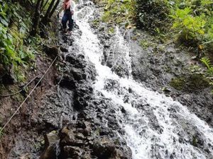 Tumpak Sewu, Salah Satu Air Terjun Terindah di Indonesia