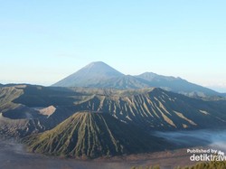 Udara Segar dan Sunrise Cantik di Gunung Bromo