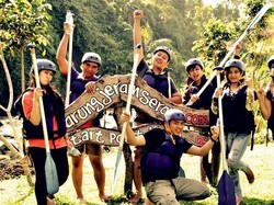 Uji Adrenalin, Serunya Arung Jeram di Sungai Serayu