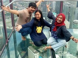 Uji Nyali di KL Tower, Menara Tertinggi di Malaysia