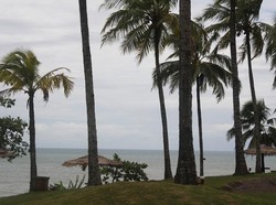 Ujung Genteng Juga Punya Tanah Lot