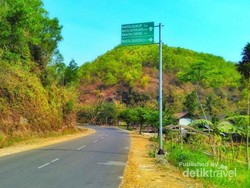 Unik! 2 Jenis Pilihan Air di Pantai Baron