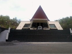 Unik! Museum Ini Dikelilingi 7 Gua