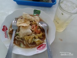 Usai ke Pantai, Yuk Cicipi Mie Kuning Khas Belitung